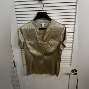White House Black Market champagne top, size L